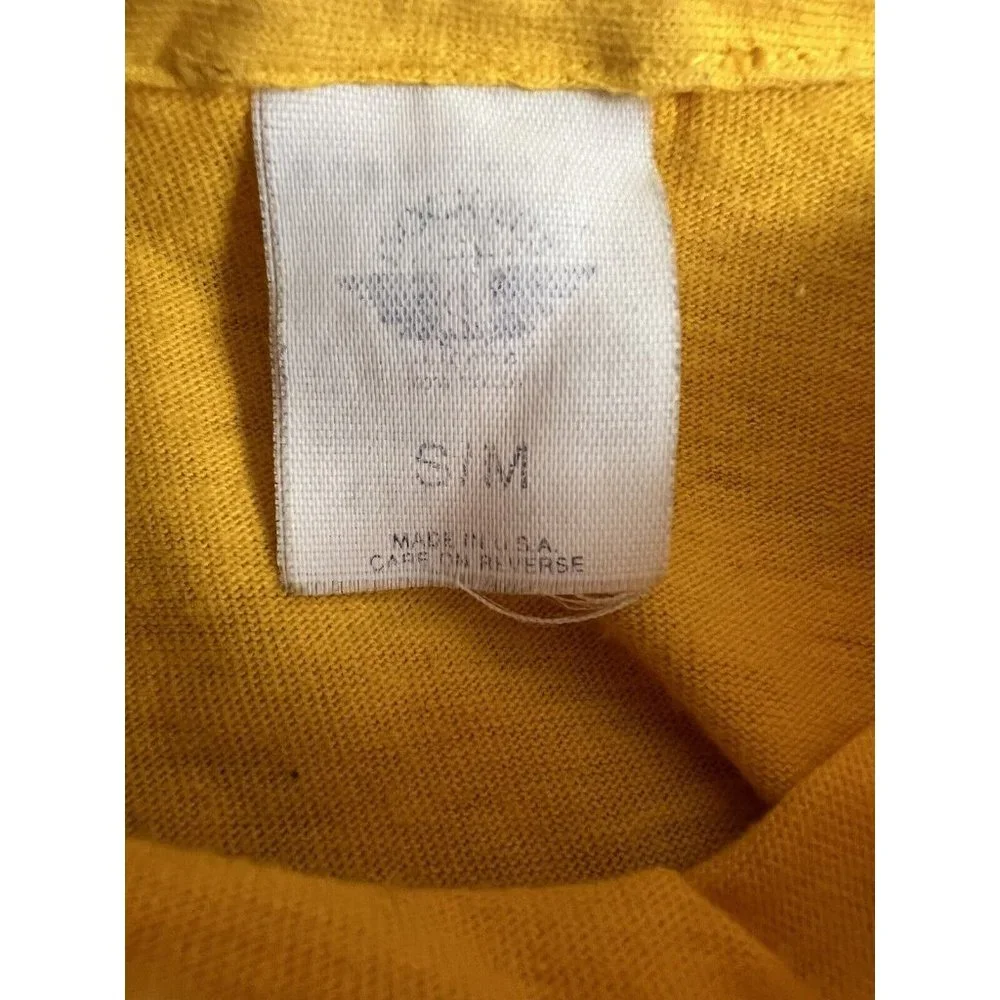 Vtg 90s Levis‎ Dockers Graphic T-Shirt Youth Size S / M Yellow Textured Graphics